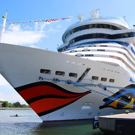 아파트 In Der Altstadt Warnemuende *